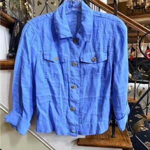 J.McLaughlin NWOT Light weight Linen button front  top.S Roll long sleeves.